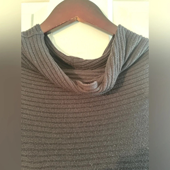 We The Free People Lover Ribbed Black Split Back Ribbed Raw Hem Medium - Picture 7 of 12